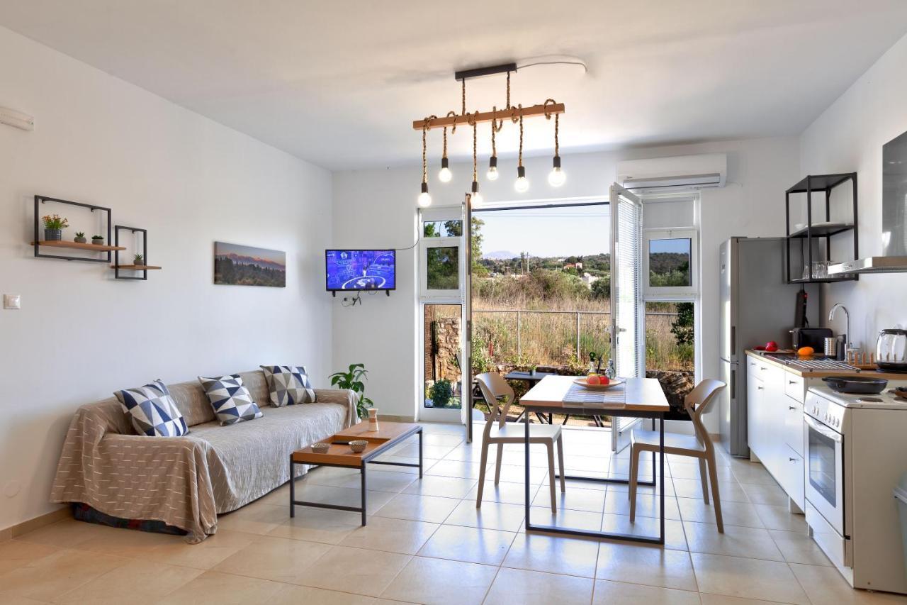 Livingfy Apt With Mountain View & Garden Вамос Экстерьер фото